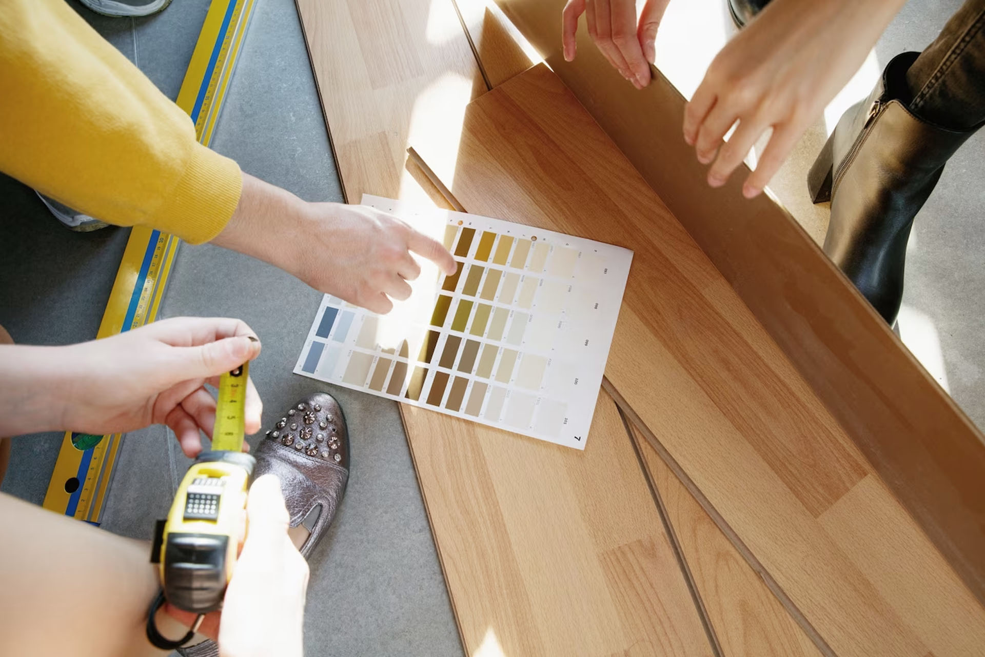 Interior construction works for wall color selection